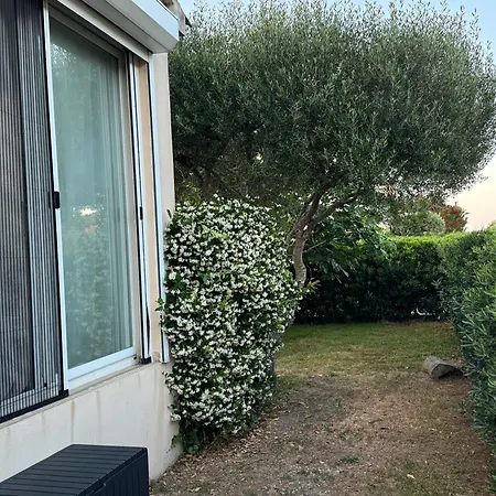 בית נופש Evasion De Reve A Casa Nina בורגו