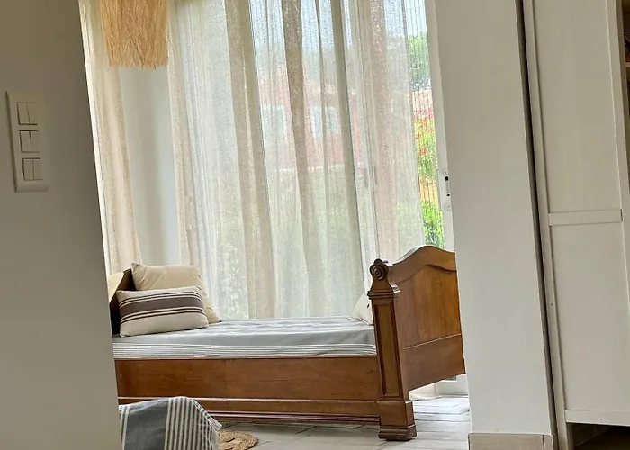 Evasion De Reve A Casa Nina * בורגו